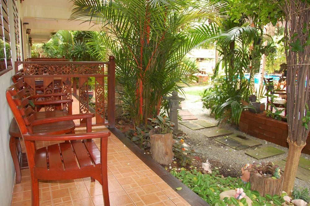 פאטאיה Sirikarn Residence & Luxury Apartments מראה חיצוני תמונה