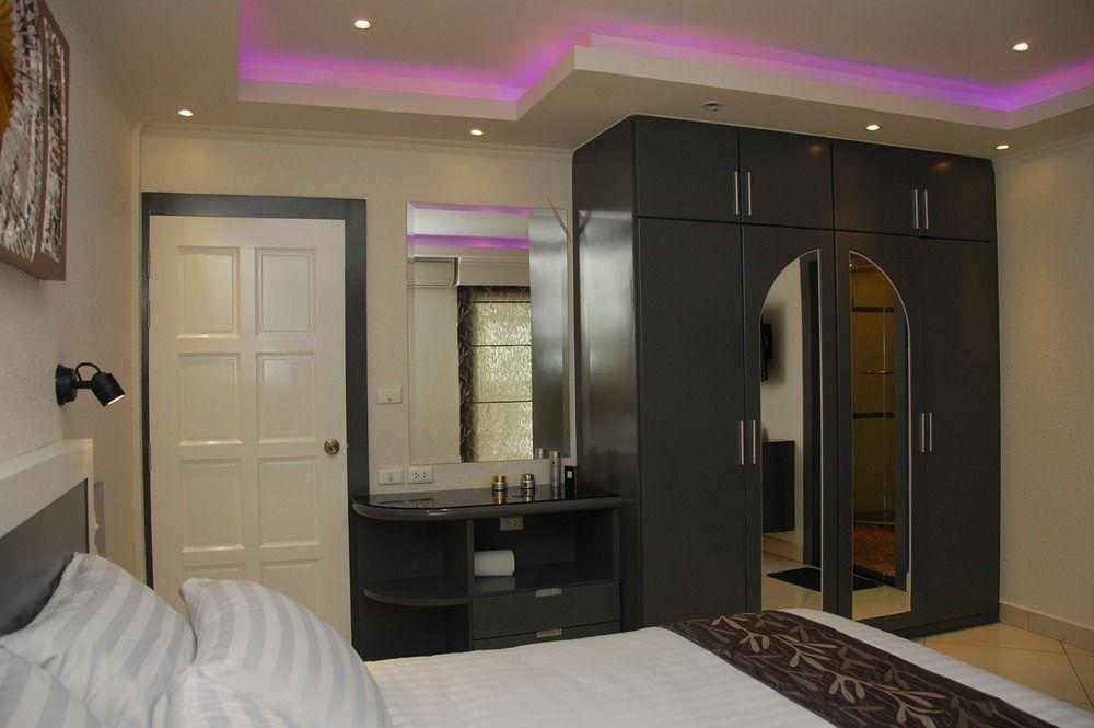 פאטאיה Sirikarn Residence & Luxury Apartments מראה חיצוני תמונה