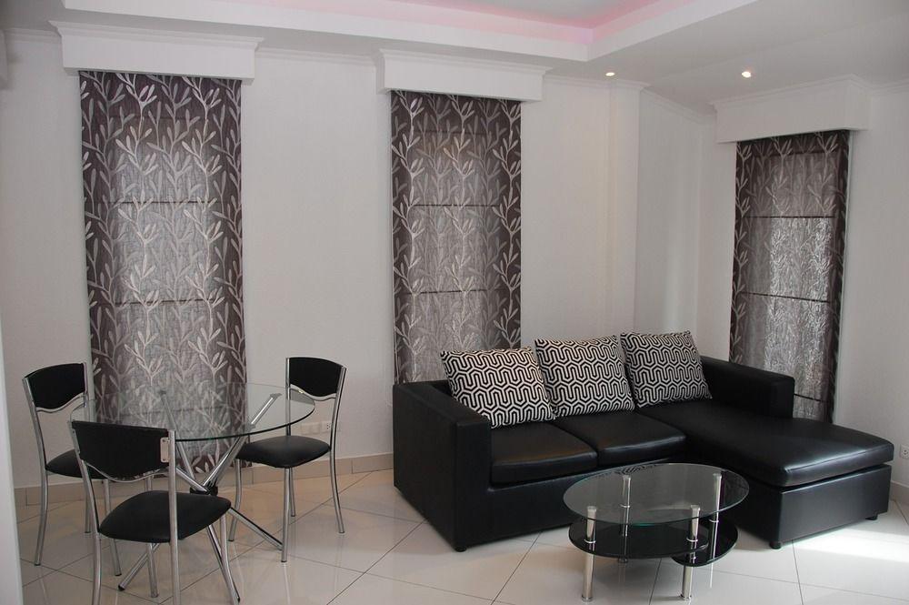 פאטאיה Sirikarn Residence & Luxury Apartments מראה חיצוני תמונה